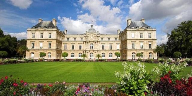 Small Luxurious Room In The Heart Of Saint Germain Parijs Buitenkant foto